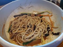 鸡丝凉米线-云海肴·汽锅鸡·云南菜(苏州中心店)