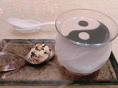 黑白芝麻布甸-8餐厅(新葡京酒店)