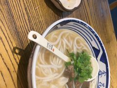 -鑫花溪牛肉米粉(印象水街都心荟店)