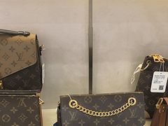 -六六奢品·vintage中古·回收二手奢侈品包包手表首饰(环球港店)