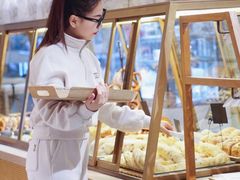 -Dough&Joe团憩(瑞虹天地月亮湾店)