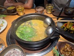 -一朵菌·野生菌探索家火锅(南亚店)