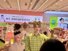 -中航城君尚购物中心