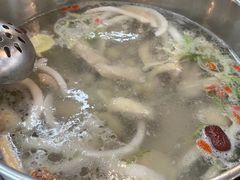 -东椰·海南椰子鸡火锅(朝阳门店)