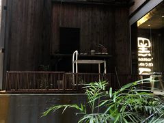 -黑石咖啡(小十字店)