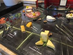 -大中华希尔顿酒店-念自助餐·嗨啤·小龙虾