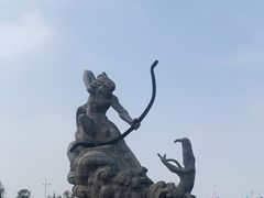 -巴陵广场