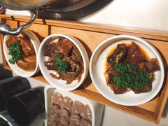 -左庭右院鲜牛肉火锅(浦江欢乐颂店)