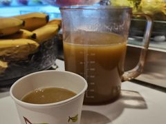 -涨巢·潮玩水疗局