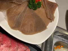 -海底捞火锅(曹安公路店)