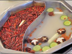 鸳鸯锅-渝利重庆火锅