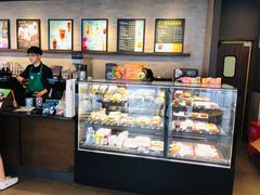 -星巴克(杭州西湖银泰1F店)