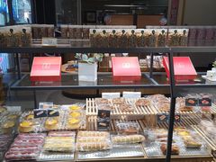 面包甜点陈列柜-仟吉(星汇维港店)