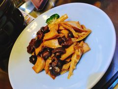 -窄巷子陕菜馆·地道陕西菜(粉巷店)