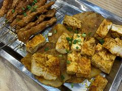 -江城燕子大排档(江汉路步行街店)