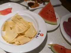 -小牛叔鲜切牛肉·火锅·烤肉自助(公济桥路店)