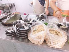 -荣巷小馄饨(荣巷店)