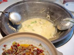 -陈大锅·岳阳鱼馆·地道岳阳菜(美食街店)