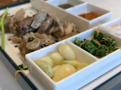 -回府君悦·疆派传承菜(西虹路店)