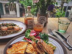 超级牛肉帕尼尼-O'mills Sourdough Bakery&Bistro(永嘉路店)