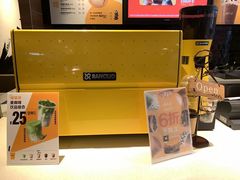 -麦当劳(汉口火车站候车室店)