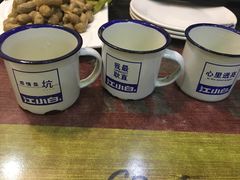 -扒虾小妹儿麻辣海鲜(宏图街店)