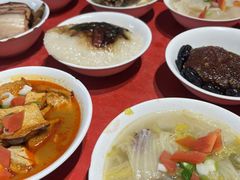 -蓝田九大碗民俗食府(蓝田店)