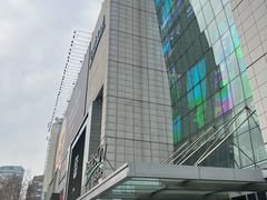 -上海来福士广场