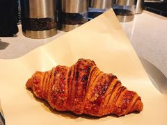 焦糖牛角包-来回·咖啡(钟村咖啡豆店)