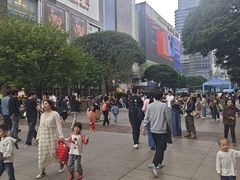 -观音桥步行街