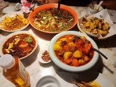-初蓉丨遇见新川菜(亲贤街荣耀店)
