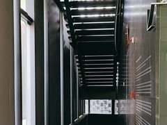 -知美术馆