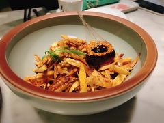 敲糖棒棒鸡-辛香汇·现炒川菜(淮海路百盛店)