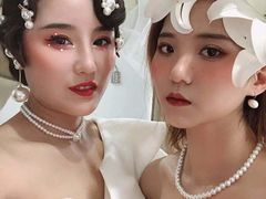 -金夫人化妆摄影职业培训学校