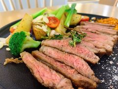 精选西冷牛排-F+轻食健身赋能空间(中华北路国贸商场店)