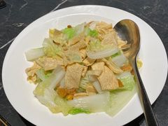 -虹潮荟·餐桌上的美食地理(太阳宫店)