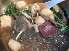 鸭血粉丝汤-龍堂蟹黄小笼包(万家丽店)