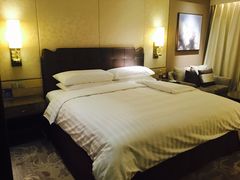 豪华大床房-杭州城中香格里拉大酒店