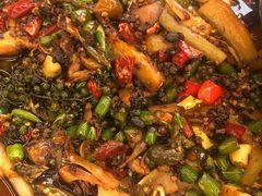 -去吃小龙虾·江湖菜·烧烤(南滨路店)