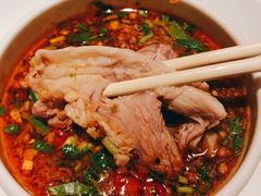澳门鸡脚猪骨煲-官也街澳门火锅(新源里店)