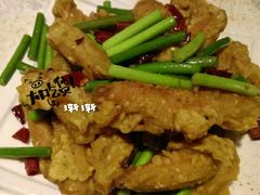 香辣蒜香翅-九转小磨·非遗东北菜旗舰店