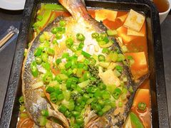 -夯鱼烤鱼·尔滨地标美食(中央商场店)