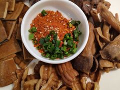 百年老卤拼-俏牛哥鲜牛肉牛肆馆(重庆天地店)