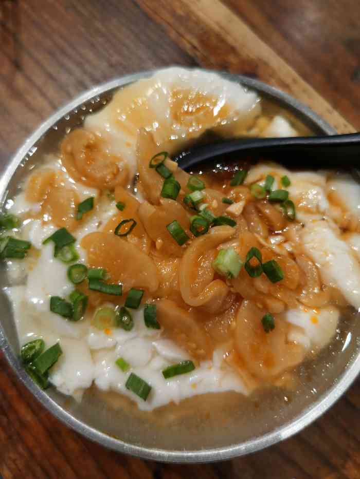 叶公公老闽南小吃铺-"随便尝尝的小吃类型米线糊,蚵仔煎,炸醋.