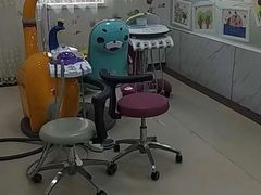 -茂菊口腔连锁(浦东南路店)