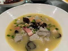 -东方明珠老上海8号餐厅