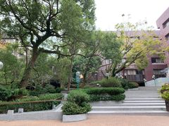 -香港大学