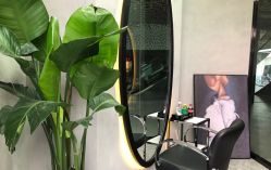 -变画·发型STUDIO