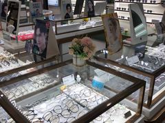 -GOOMI久米眼镜·蔡司·依视路·明月官方授权店(龙德紫金店)