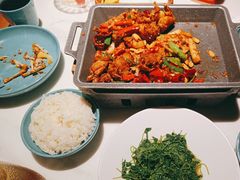 -荷塘秋月·本帮江浙菜(国权路店)